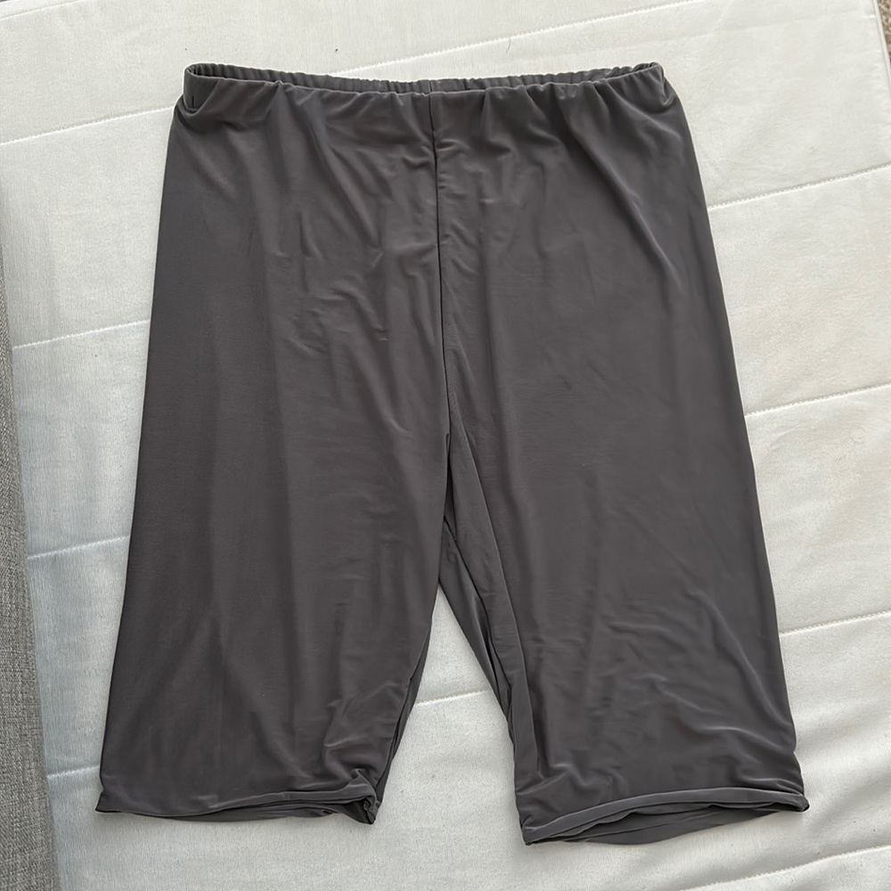 Long shorts